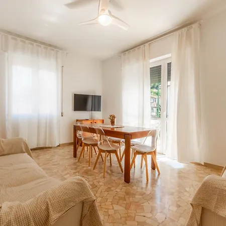 Casa Di Lucy * Como