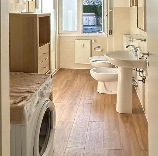 Casa Di Lucy * Комо